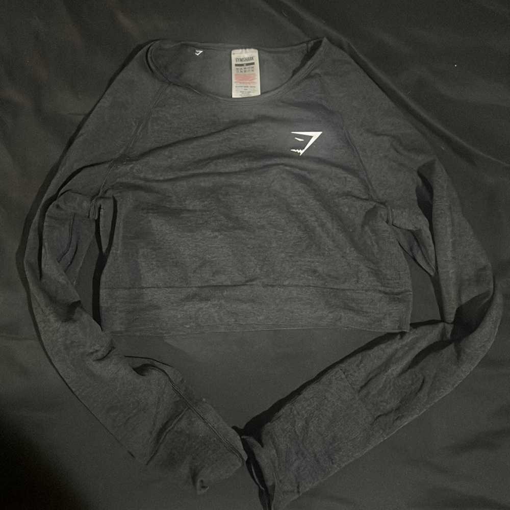 Gym shark workout long sleeve crop shirt